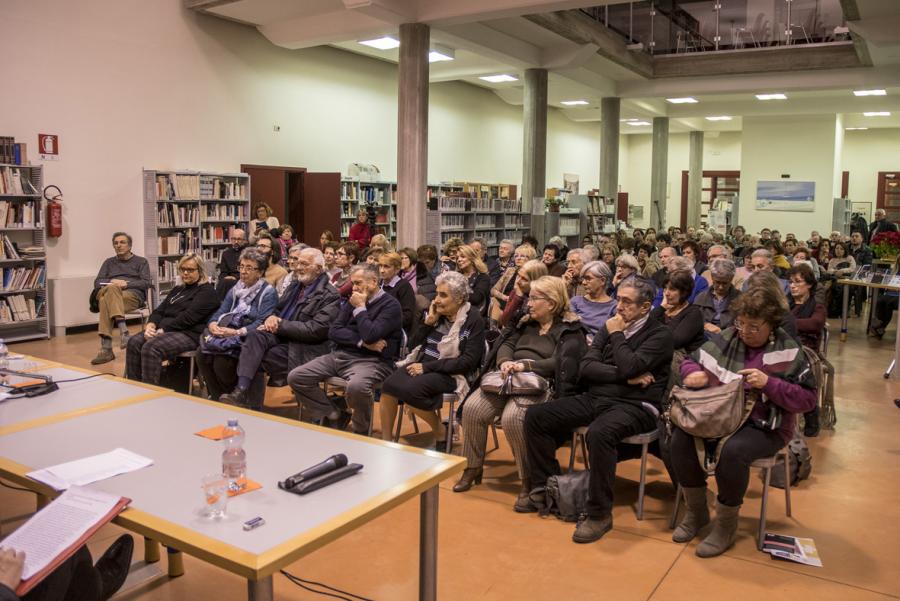 La platea numerosa e attenta La platea numerosa e attenta